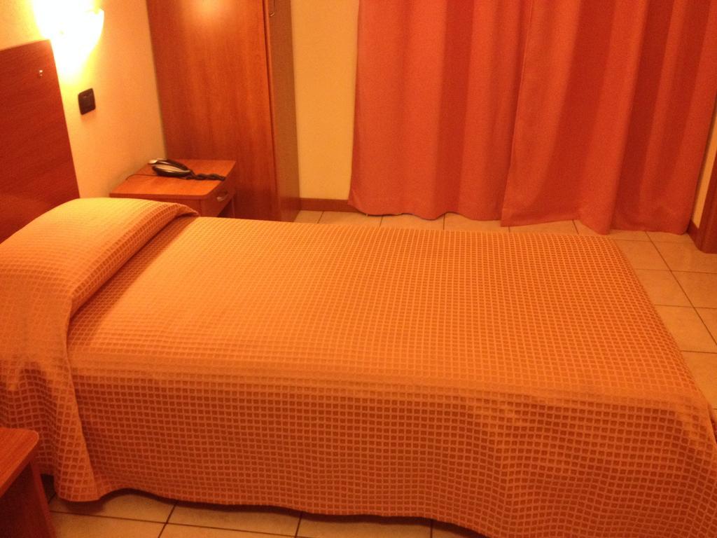 וארסה Hotel Belforte חדר תמונה